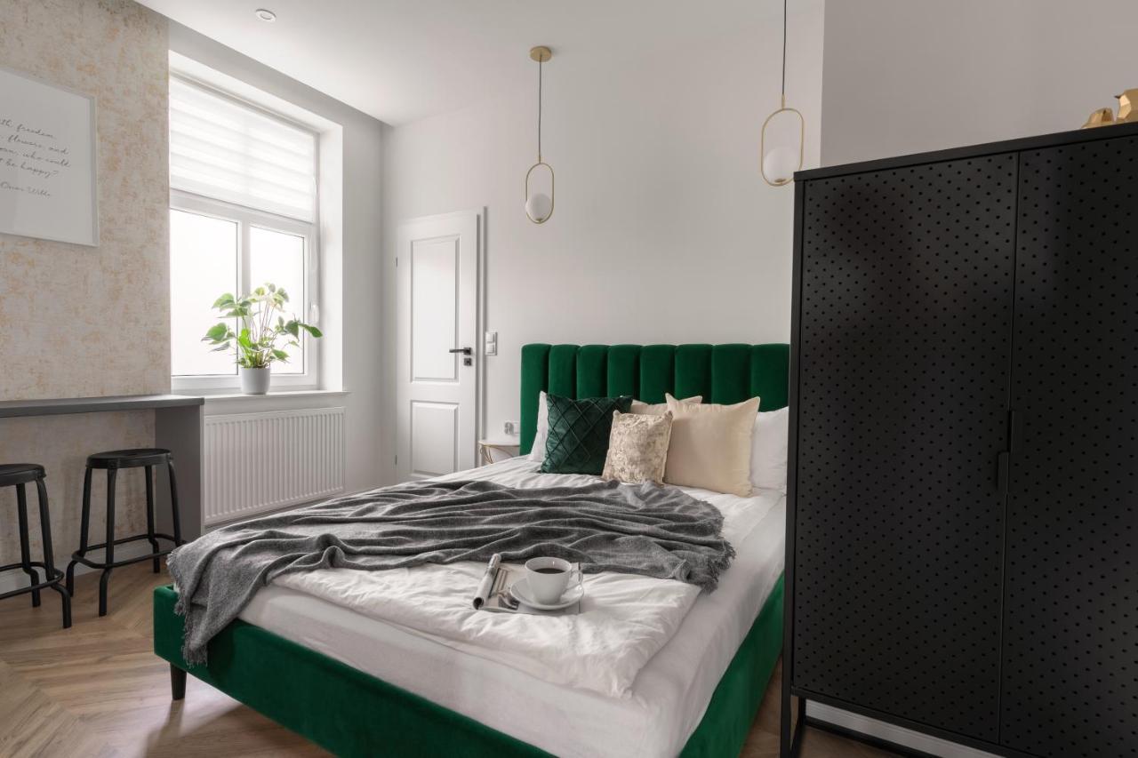 Harbor Apartments - Mariacka คาโตวีตเซ ภายนอก รูปภาพ