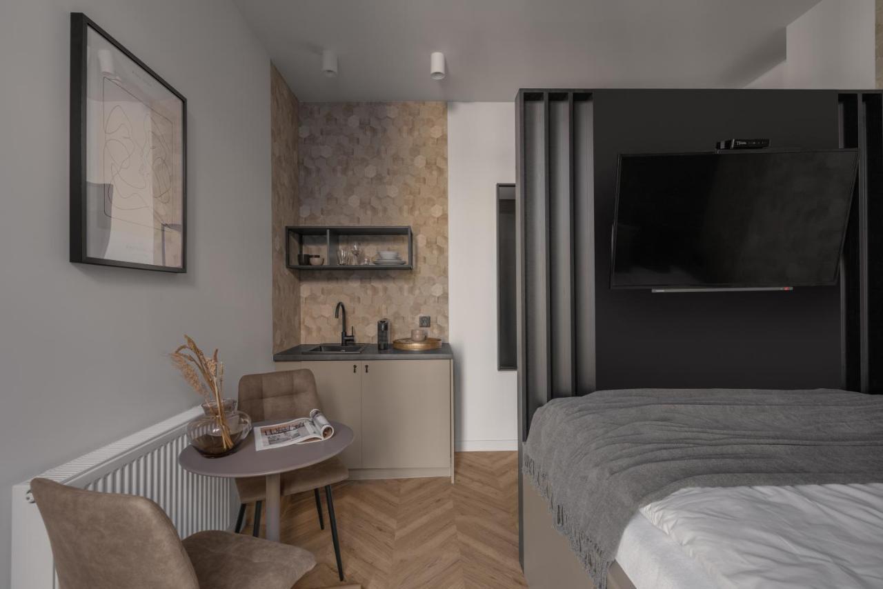 Harbor Apartments - Mariacka คาโตวีตเซ ภายนอก รูปภาพ
